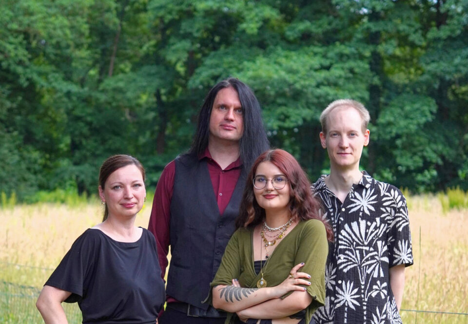 Kandidierende für Die Linke für die Kommunalwahl Hude 2026; Veruschka Schröter-Voigt, Christian Suhr, Laura Siebels, Alexander Siemer (von links)